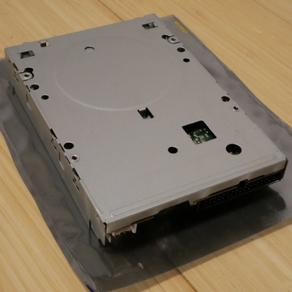 Samsung TriGem SFD-321B 3.5 inch Internal Floppy Drive FDD - Tested & Working 31